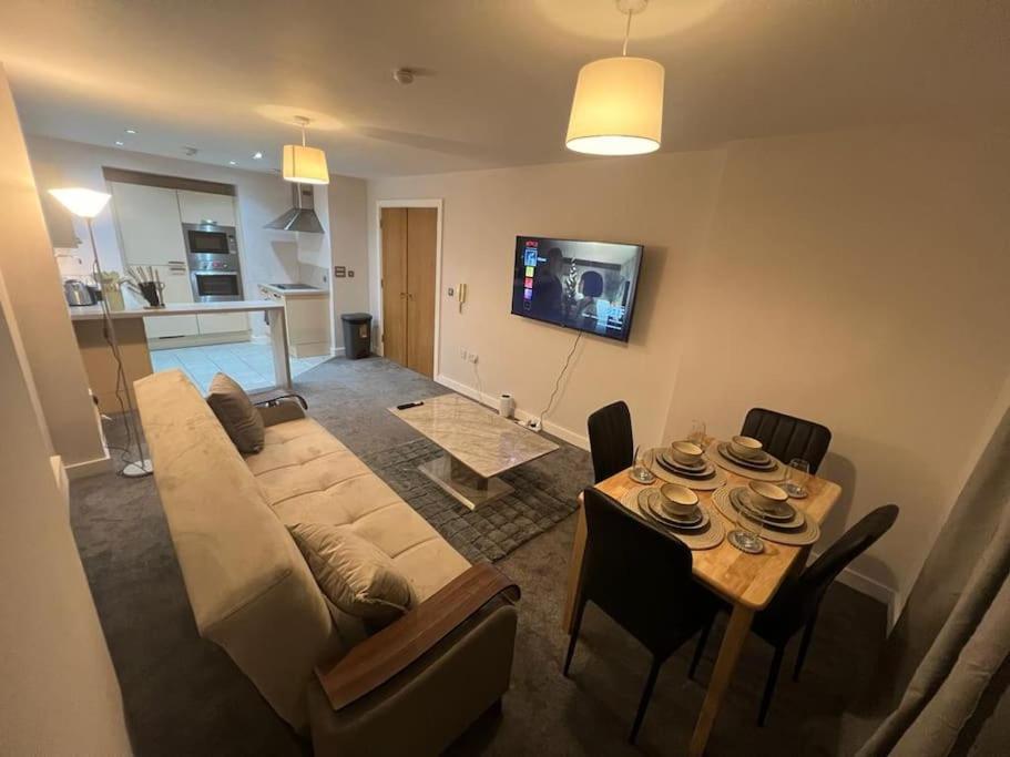 Apartment Ao Arena Flat Manchester, With Parking *